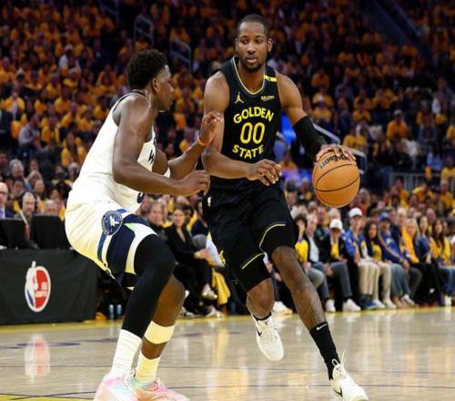 罗密欧贝克,汉姆加盟布,伦特福德,V体育官网,V体育APP,VSports,V体育平台