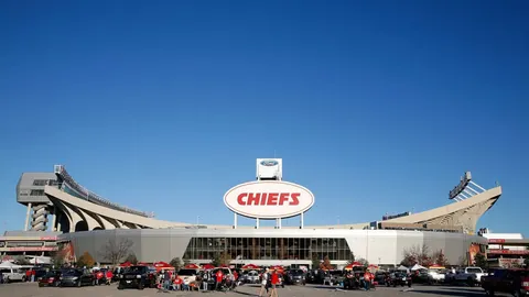 活塞击败太阳，哈里斯、杜蘭特闪耀赛场