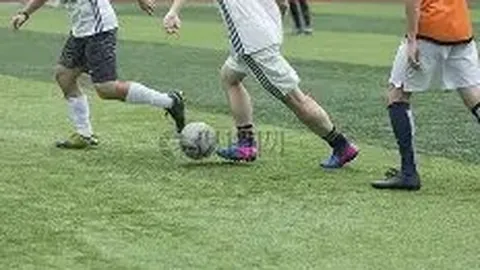 湖人内线核心离队未果，交易取消，夺冠赔率下滑，詹姆斯遭遇挑战