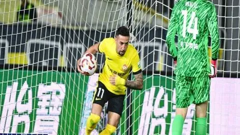 波兰联赛悬念迭起：防守危机下进攻受阻，谁能破局解困？