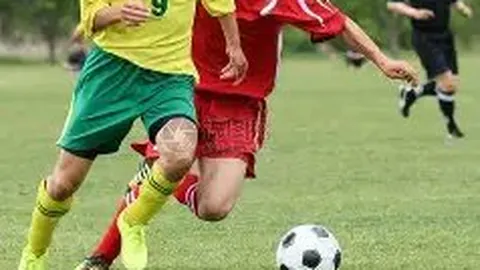 詹姆斯末节连场爆发，场均12.5分，命中率84.7%，热议不断